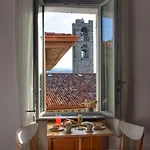 Appartement With A View *