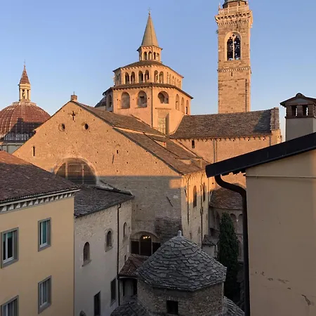 With A View Appartement